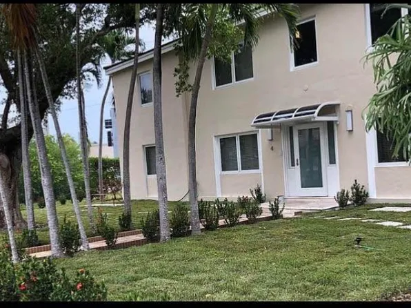 4 Alhambra Cir #3A, Miami, FL 33134