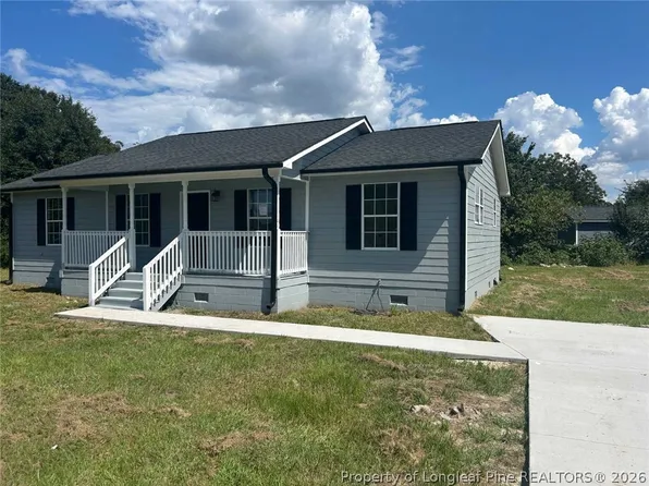 1435 Strickland Bridge Rd, Fayetteville, NC 28304