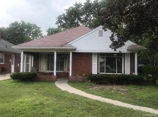 5765 Hubbell St, Dearborn Heights, MI 48127