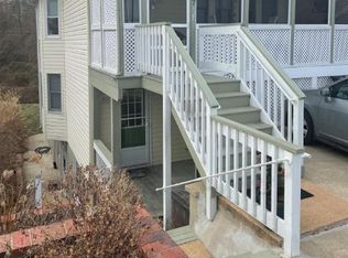 7627 B St APT 1, Chesapeake Beach, MD 20732
