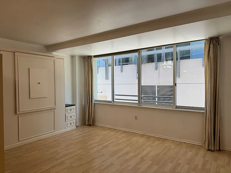 2600 2nd Ave #219 — Photo 5