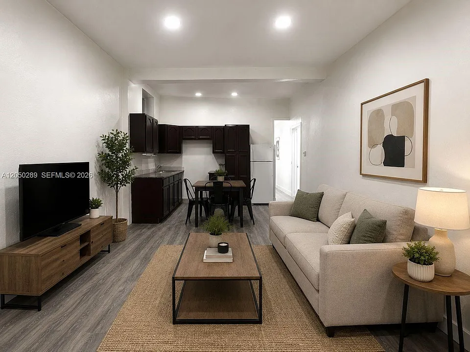 101 NW 15th Ave #1