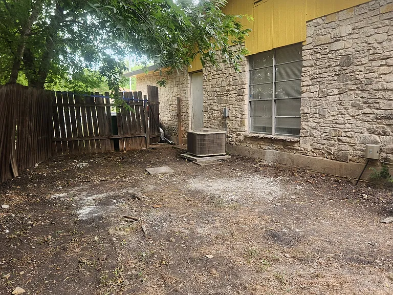 13819 Evanswood — Photo 2