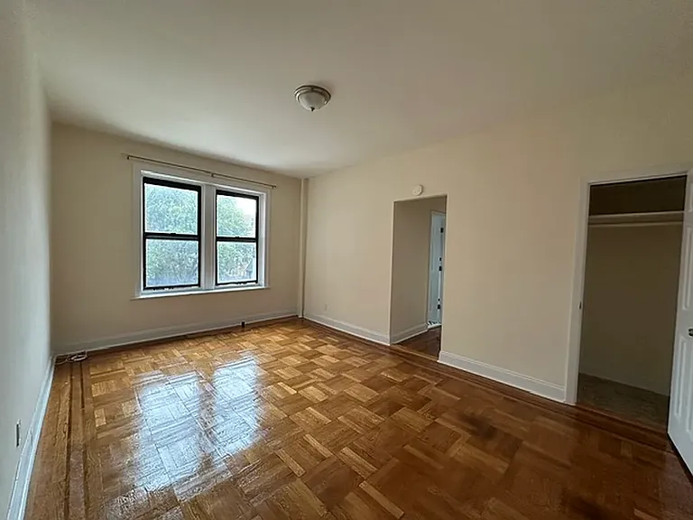 83-15 118th St #3F — Photo 3