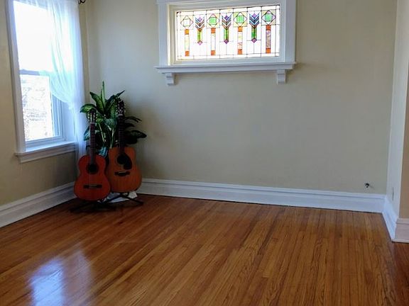 4th image of 4454A Castleman Ave