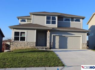 16914 Greenfield St, Omaha, NE 68136