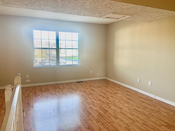 4th image of 3224 Silvercreek Ave
