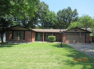 117 Hunters Rdg, Saint Charles, MO 63301