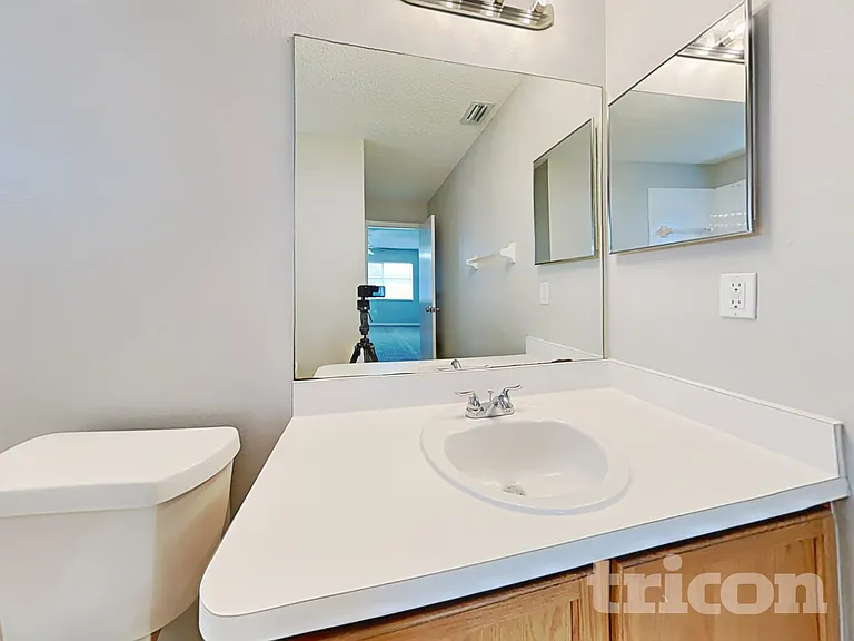 4307 Country Hills Blvd — Photo 7