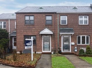 8932 74th Ave, Ridgewood, NY 11385