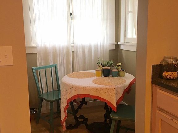 Breakfast Nook