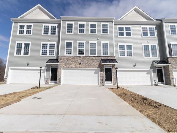39 Dover Ct #39