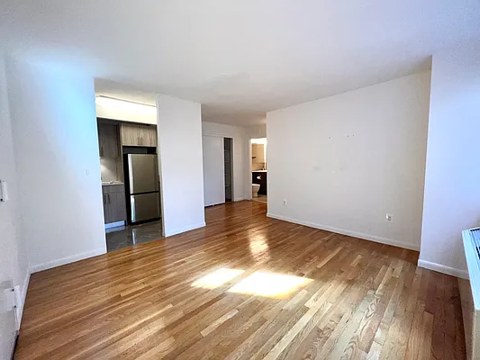 Rented by AZ REALTY NYC LLC | media 1