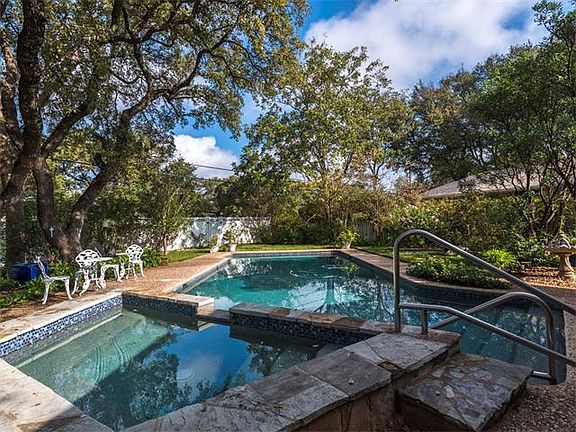 4th image of 9308 Clearock Dr