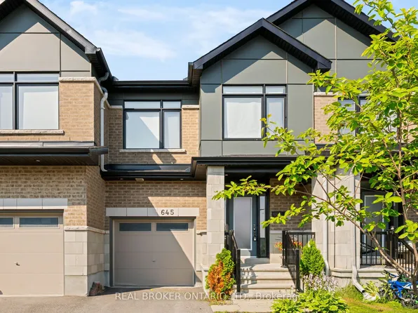 645 Rathburn Ln, Ottawa, ON K1T 0V9