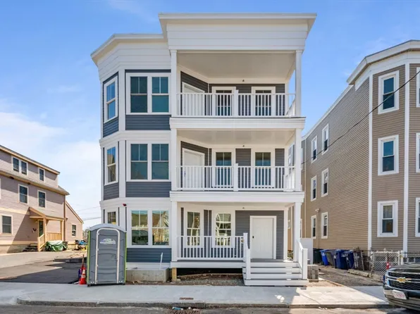 109 Ellington St #3, Dorchester, MA 02121