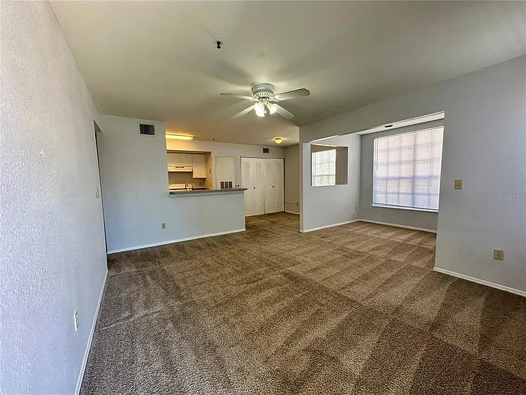 1610 Columbia Arms Cir #131 — Photo 3