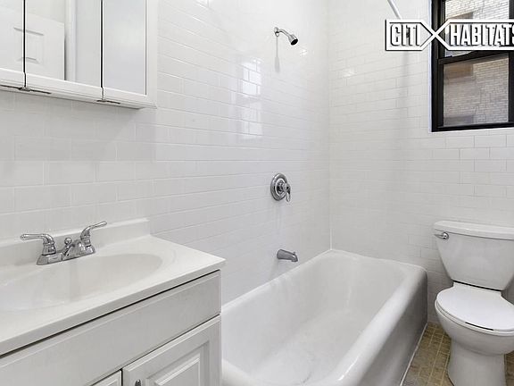 4th image of 420 Clinton Ave APT 3D