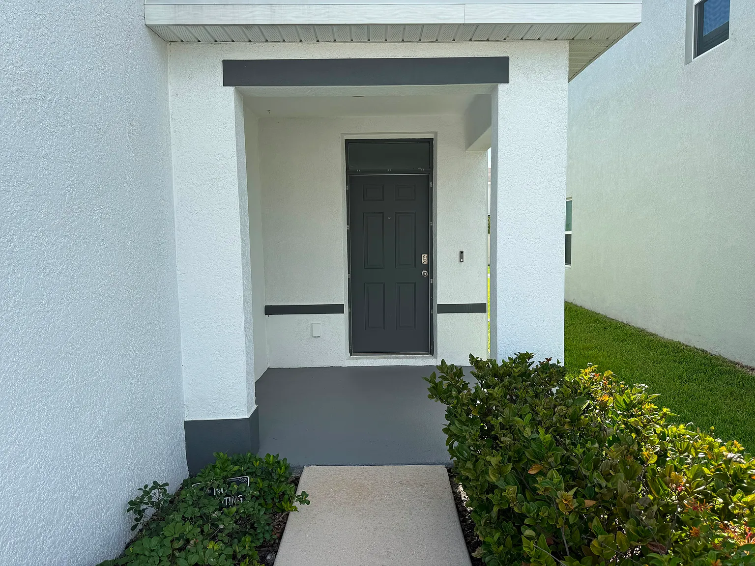 4 bed, 2260 sqft, $2,599 — Photo 3