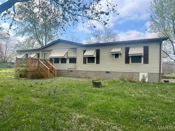 6421 Kaskaskia Rd, Millstadt, IL 62260
