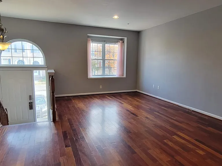 1533 S Rambling Way — Photo 56