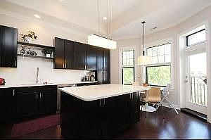 4th image of 929 W Eastwood Ave APT 3W