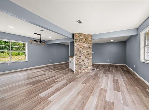 5th image of 107 Cardinal Loop Rd