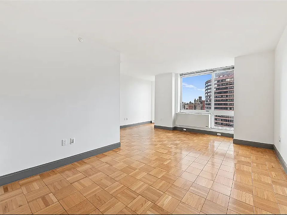 1st image of 215 E 96th St #26K