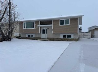 400 E 8th St SE, Slave Lake, AB T0G 2A3