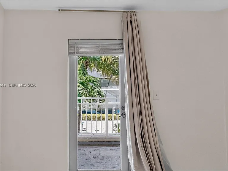 1413 Sunset Harbour Dr #209 — Photo 32