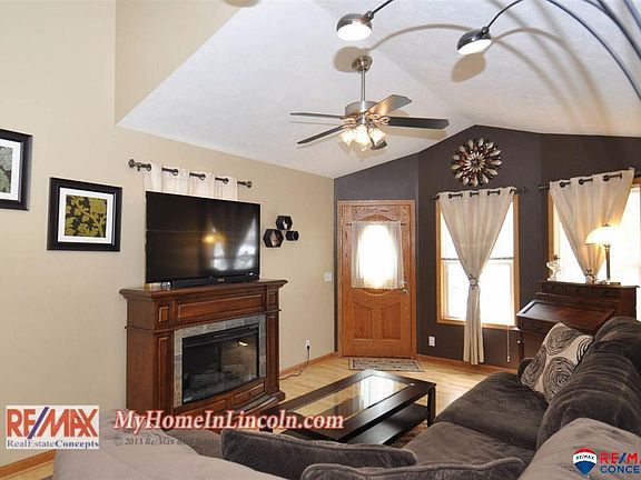 5th image of 1020 W Washington St