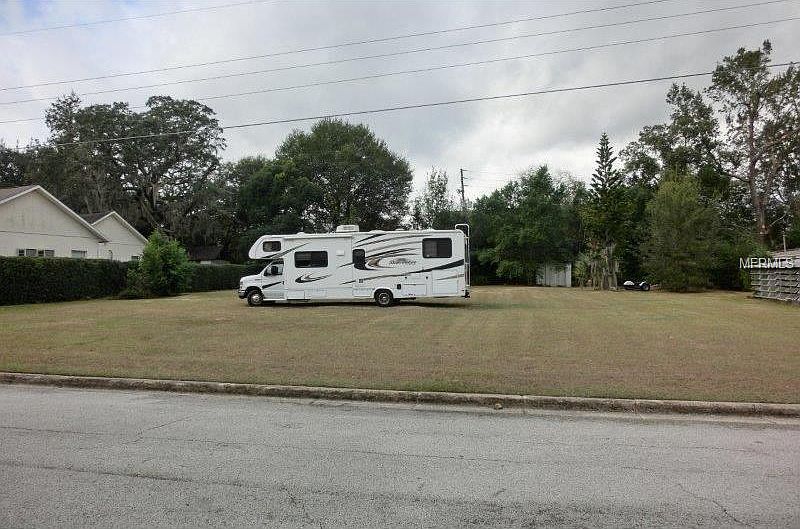 1st image of 1240 Oak Haven Dr