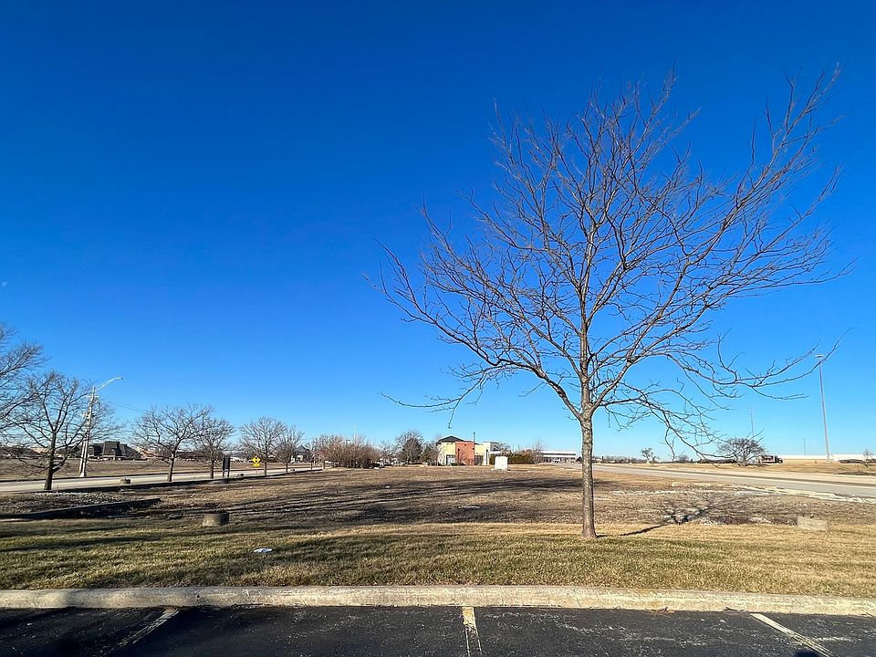 1st image of 56 Orland Square Dr