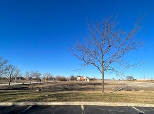 56 Orland Square Dr, Orland Park, IL 60462