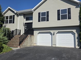 19 Sally St, Howell, NJ 07731