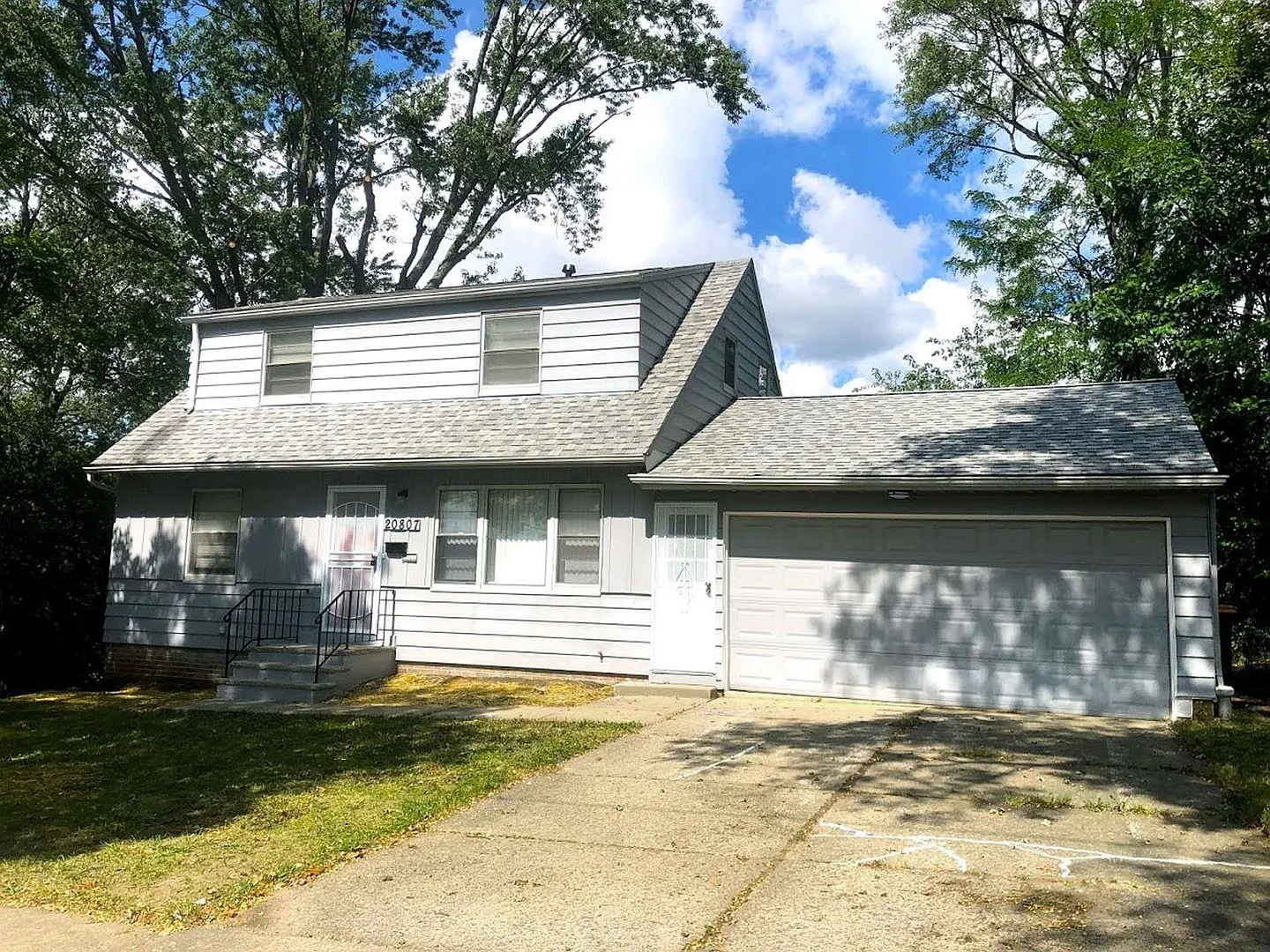 20807 Libby Rd photo 1