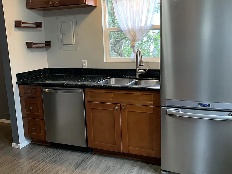 8023 SE Cooper St — Photo 9