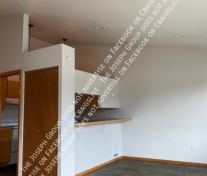 3440 Abbott St — Photo 6