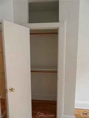 Rented by City Connections Realty | media 18