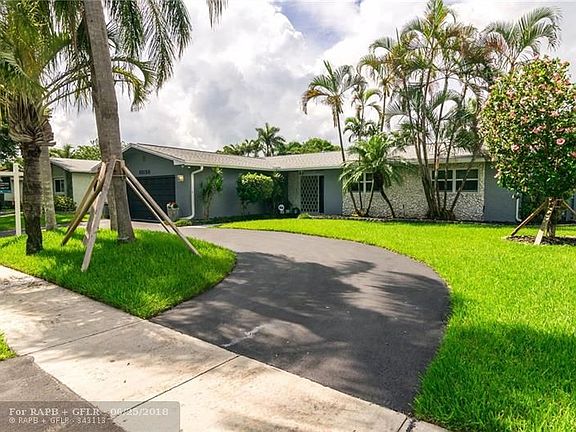 3rd image of 10150 SW 50th Ct