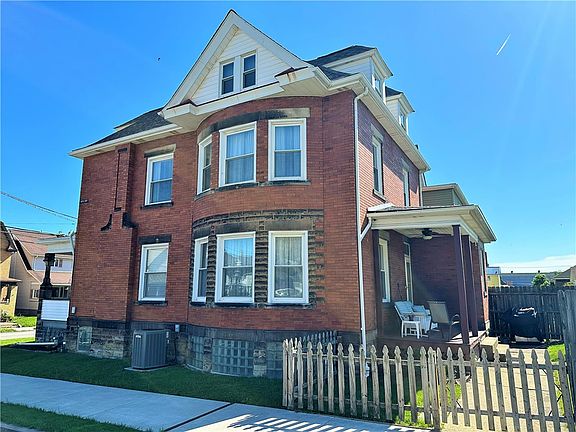 3rd image of 425 Wayne Ave