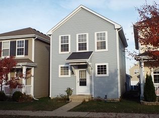 2160 Grayhawk Dr, Aurora, IL 60503