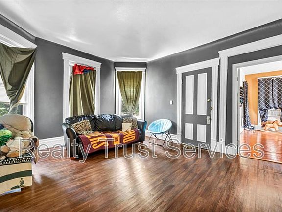 5th image of 3200 Denison Ave Unit D