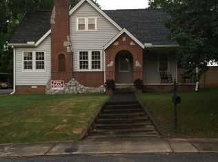 60 Old Huntingdon Rd, Lexington, TN 38351