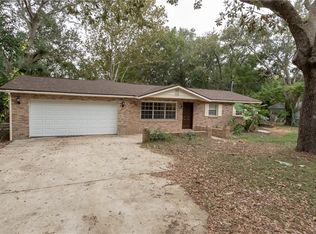 1090 Academy Dr, Altamonte Springs, FL 32714