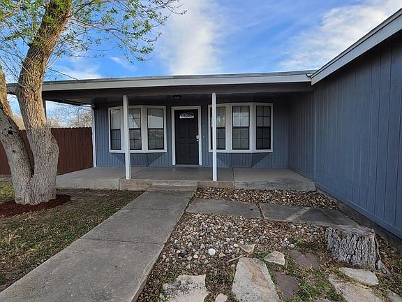 5th image of 1009 Markowsky Ave