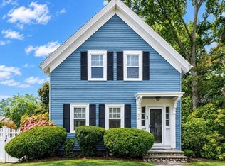 8 Washington St, Stoneham, MA 02180