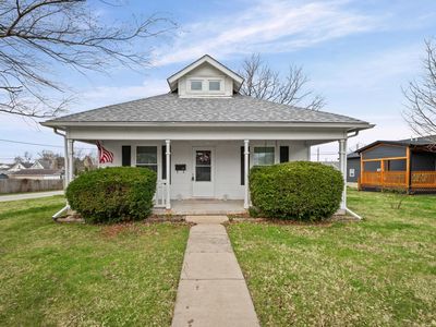 854 S 1st St, Frankfort, IN, 46041