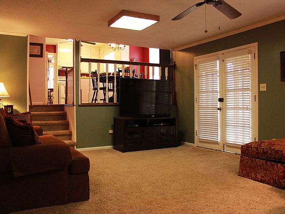 2nd image of 2661 Abington Dr