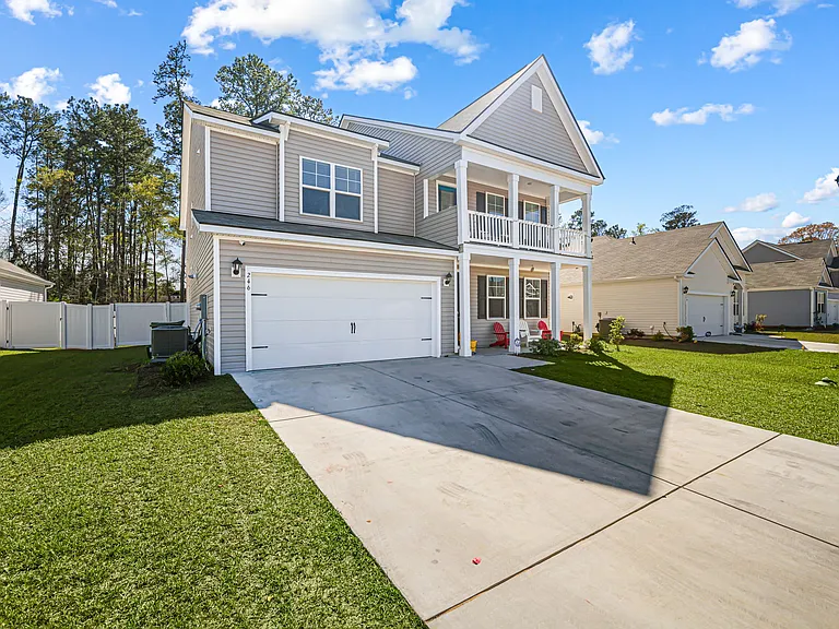 246 Bluff View Ln — Photo 3